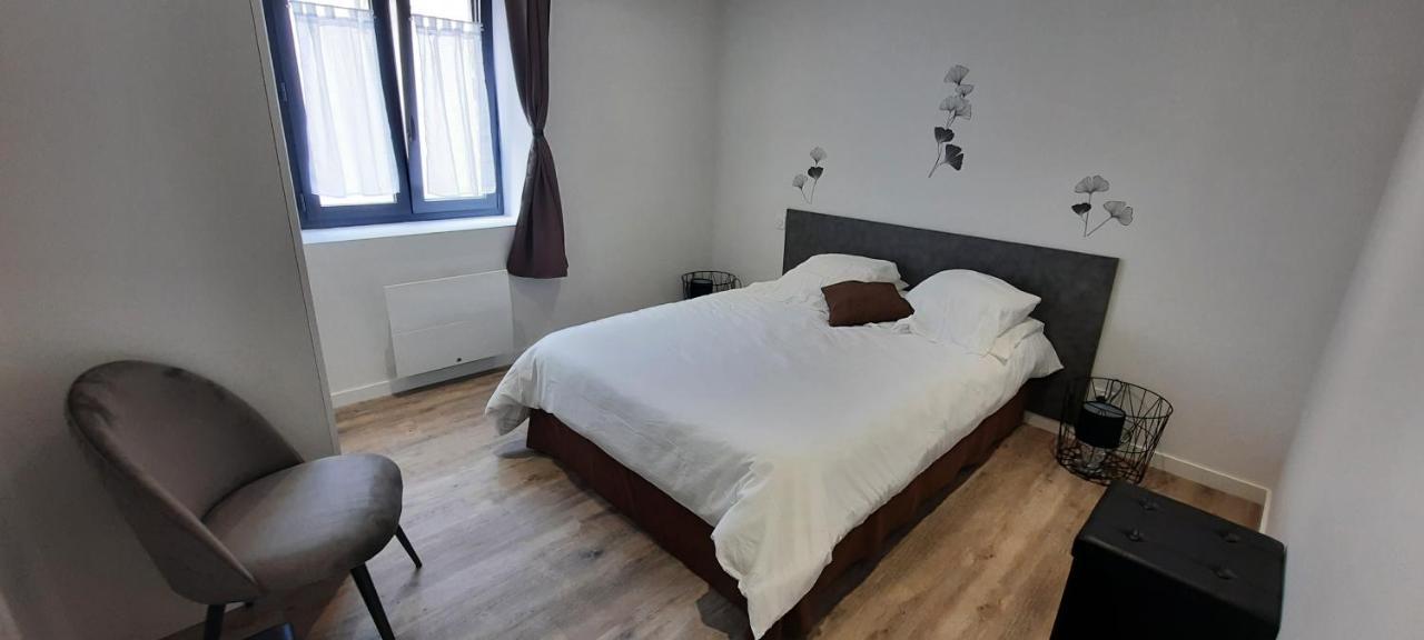Les Appartements De La B Saint-Benoît-des-Ondes Esterno foto