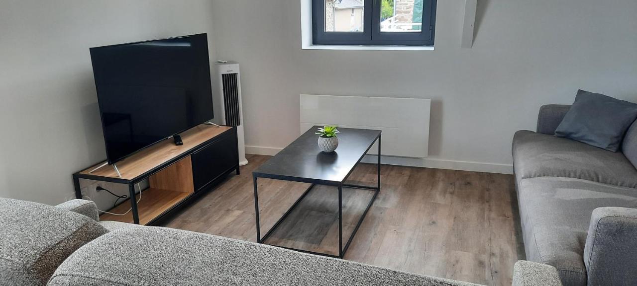 Les Appartements De La B Saint-Benoît-des-Ondes Esterno foto