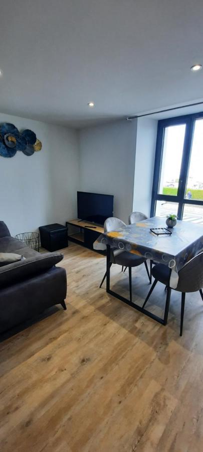 Les Appartements De La B Saint-Benoît-des-Ondes Esterno foto