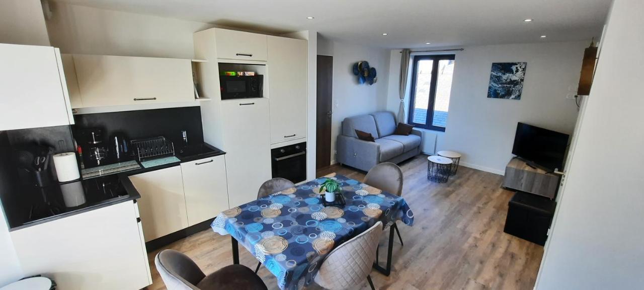 Les Appartements De La B Saint-Benoît-des-Ondes Esterno foto