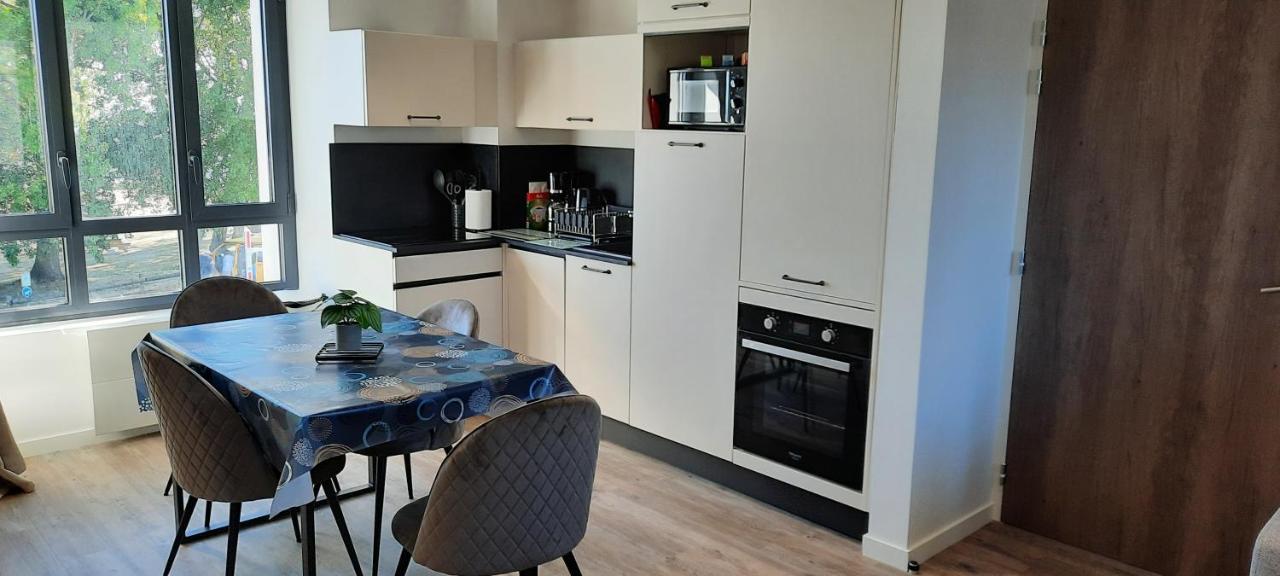 Les Appartements De La B Saint-Benoît-des-Ondes Esterno foto