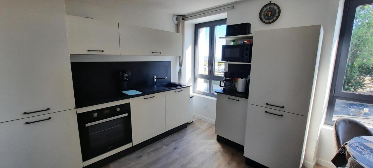 Les Appartements De La B Saint-Benoît-des-Ondes Esterno foto