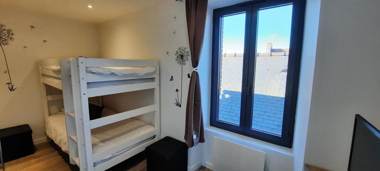 Les Appartements De La B Saint-Benoît-des-Ondes Esterno foto